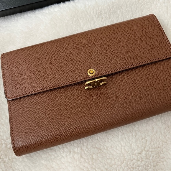 Auth Chanel Vintage Brown Caviar Tri-Fold Wallet - Excellent Condition - Picture 4 of 13